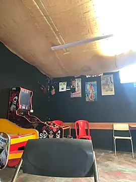 Sara-cooper2 online show from September 11, 2025, 4:18 pm