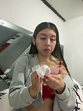 Sara-cooper2 online show from April 18, 2026, 1:15 pm