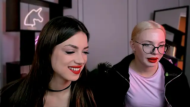 rose style online show from October 17, 2025, 8:50 am