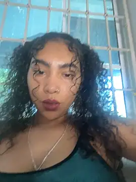 SophieD online show from October 15, 2025, 12:16 pm