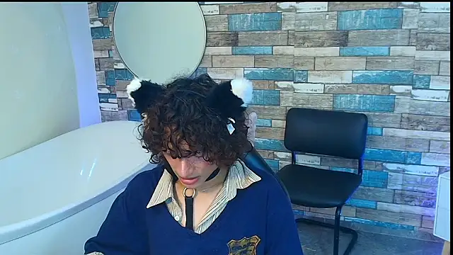 Chipi tay online show from February 2, 2026, 7:12 pm