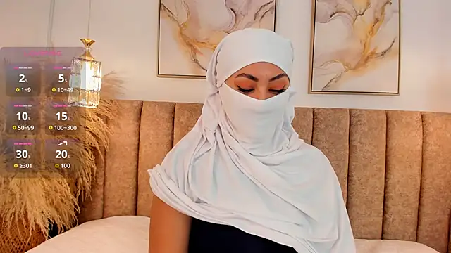 azza   online show from September 11, 2025, 11:43 am