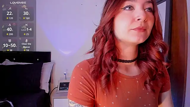 Isis-Blaze online show from December 18, 2025, 7:53 pm