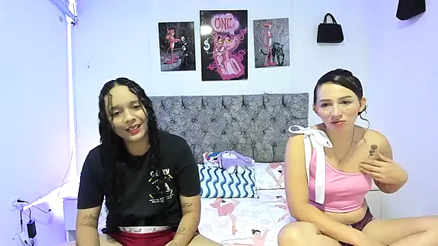 Snapshot of nay_and_aleja1 chatting on April 25, 2026, 2:58 am nay and aleja1 online show from April 25, 2026, 2:58 am