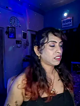 Snapshot of Love_Beauty01 chatting on July 21, 2026, 7:05 pm Love Beauty01 online show from July 21, 2026, 7:05 pm