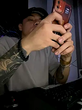 AlphaMasterXxx online show from September 9, 2025, 1:10 pm