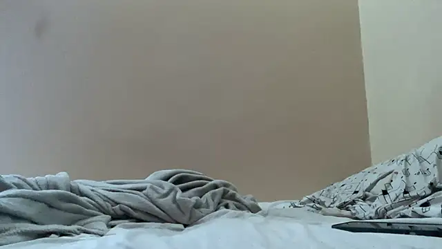 AlphaMasterXxx online show from September 21, 2025, 3:57 pm