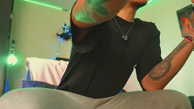 AlphaMasterXxx online show from March 14, 2026, 6:24 pm