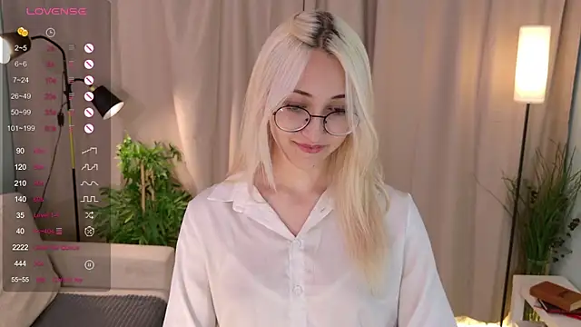 Marry sharp online show from October 21, 2025, 9:26 pm