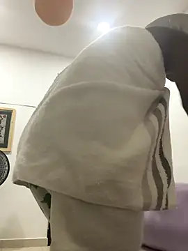 EmilyKisx online show from November 20, 2025, 10:04 am