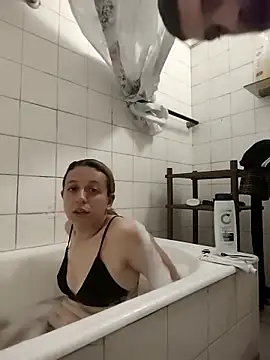 TheBunnyAndTheMaster online show from April 13, 2026, 10:59 pm