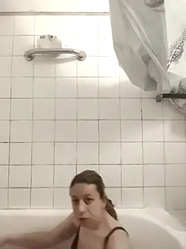 TheBunnyAndTheMaster online show from April 20, 2026, 12:13 am