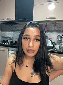 Snapshot of JaneetDeea chatting on April 15, 2026, 7:32 pm JaneetDeea online show from April 15, 2026, 7:32 pm