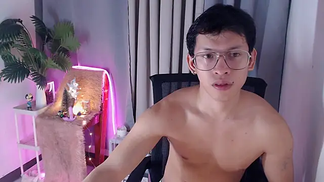 pinkcock froi2305 online show from November 21, 2025, 1:26 am