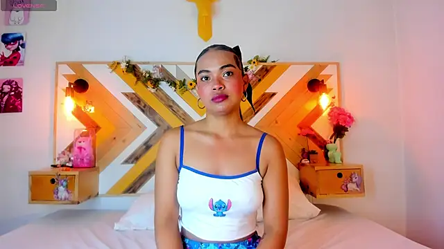 SoleneFontaine online show from October 15, 2025, 12:27 pm