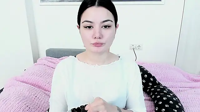 Snapshot of Dark_Moni chatting on April 24, 2026, 3:20 am Dark Moni online show from April 24, 2026, 3:20 am