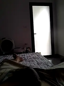 quoc85 online show from November 11, 2025, 6:13 am