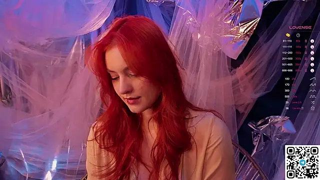 GildedKitten online show from December 19, 2025, 6:15 pm