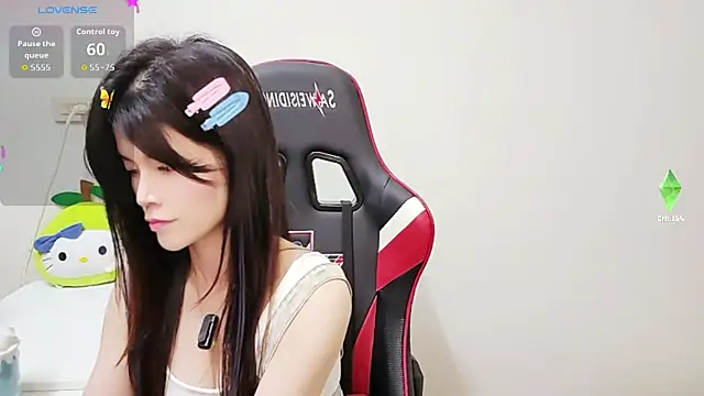 Alina10932 online show from October 2, 2025, 7:48 am