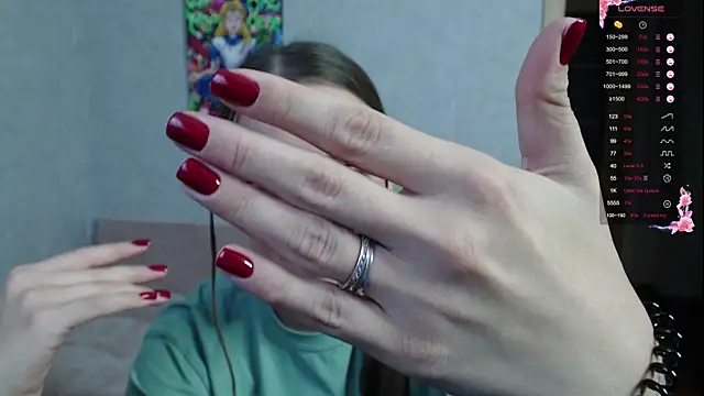 Violetwin online show from September 26, 2025, 6:01 pm