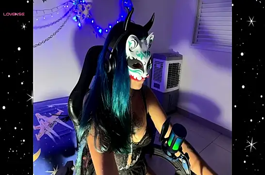 bluesubmissive online show from April 23, 2026, 8:13 am