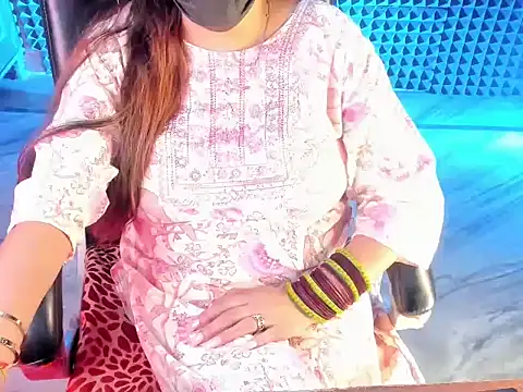 ShylaGill online show from September 24, 2025, 3:04 pm