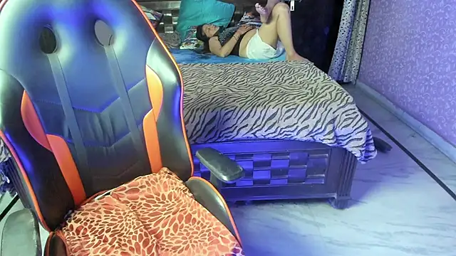 ShylaGill online show from October 16, 2025, 10:22 pm