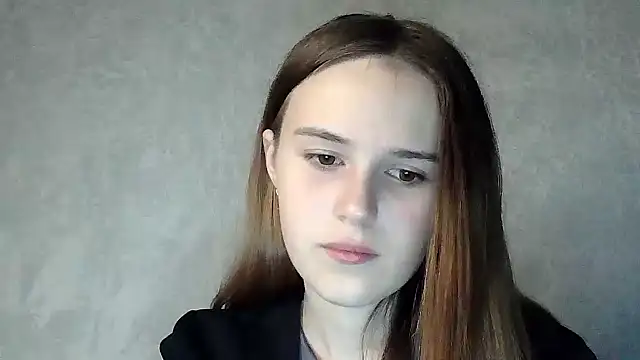 SweetLoraa online show from September 19, 2025, 7:03 pm