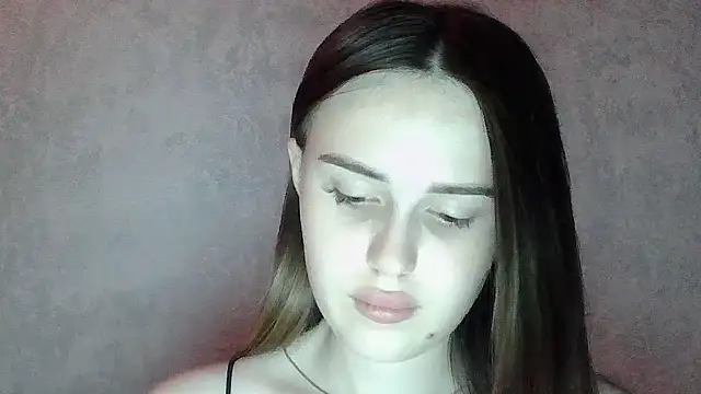 Snapshot of SweetLoraa chatting on June 26, 2026, 4:55 pm SweetLoraa online show from June 26, 2026, 4:55 pm
