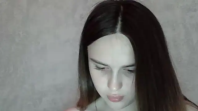 Snapshot of SweetLoraa chatting on June 29, 2026, 12:16 pm SweetLoraa online show from June 29, 2026, 12:16 pm
