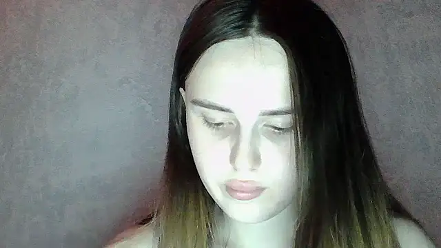 Snapshot of SweetLoraa chatting on July 8, 2026, 7:29 pm SweetLoraa online show from July 8, 2026, 7:29 pm