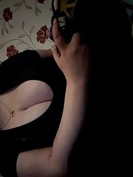 itsCuteTits online show from December 5, 2025, 8:27 pm