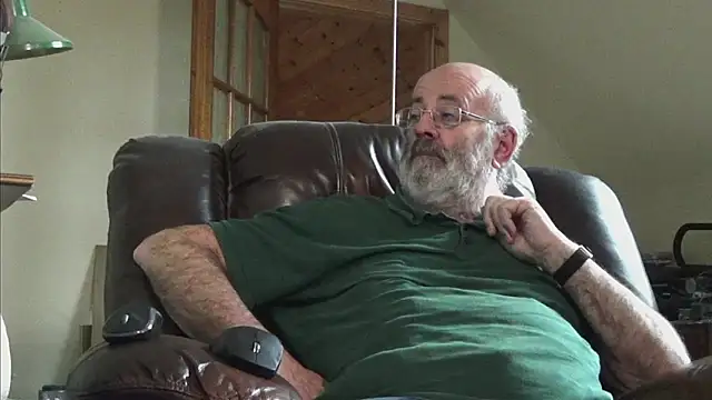 janzer13 online show from October 30, 2025, 2:07 pm