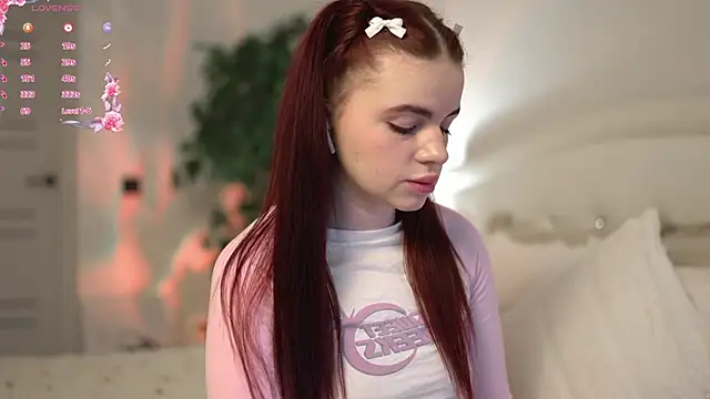 ambershoney online show from April 4, 2026, 6:05 pm