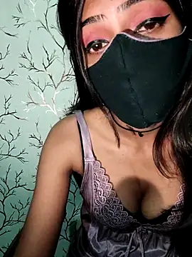 Crystil love-21 online show from April 21, 2026, 9:26 am