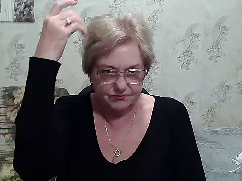 Renata62011 online show from October 25, 2025, 2:24 pm