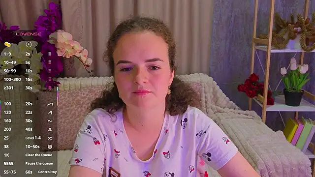 Luisa Rosee online show from June 13, 2026, 6:06 pm