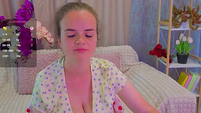 Luisa Rosee online show from July 6, 2026, 4:31 pm