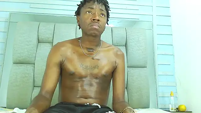 Snapshot of Black_Fire10 chatting on September 10, 2025, 6:41 pm Black Fire10 online show from September 10, 2025, 6:41 pm