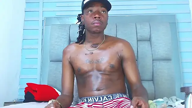 Snapshot of Black_Fire10 chatting on October 2, 2025, 7:43 pm Black Fire10 online show from October 2, 2025, 7:43 pm