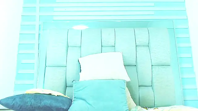 Snapshot of Black_Fire10 chatting on October 22, 2025, 7:46 pm Black Fire10 online show from October 22, 2025, 7:46 pm