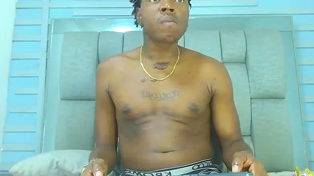 Snapshot of Black_Fire10 chatting on November 20, 2025, 8:19 pm Black Fire10 online show from November 20, 2025, 8:19 pm