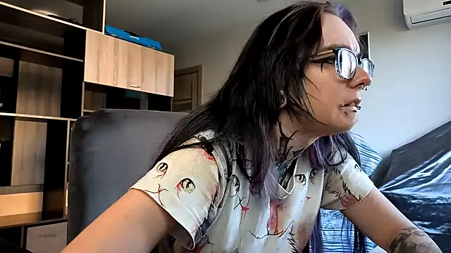 HighelikeGirl online show from September 23, 2025, 2:09 pm