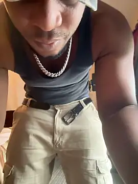 KeYBuMp323 online show from October 26, 2025, 2:56 pm