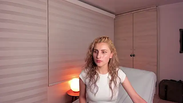 Snapshot of Odette_bulgari chatting on February 17, 2026, 10:45 am Odette bulgari online show from February 17, 2026, 10:45 am