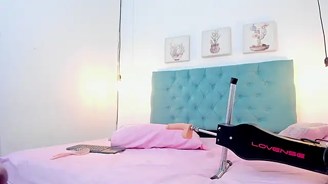 cris dulce online show from October 25, 2025, 6:02 pm