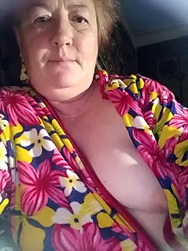 NikaLove49011 online show from November 27, 2025, 4:03 am