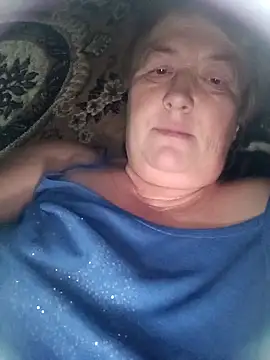 NikaLove49011 online show from December 3, 2025, 8:40 pm