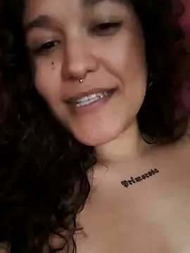 Nuria77 online show from November 9, 2025, 10:30 pm