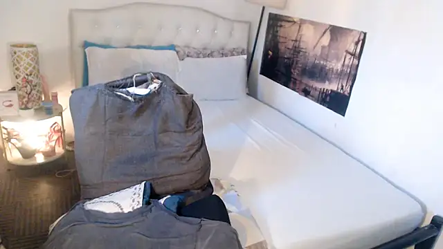 NinaDOM4CUM online show from April 20, 2026, 10:55 pm